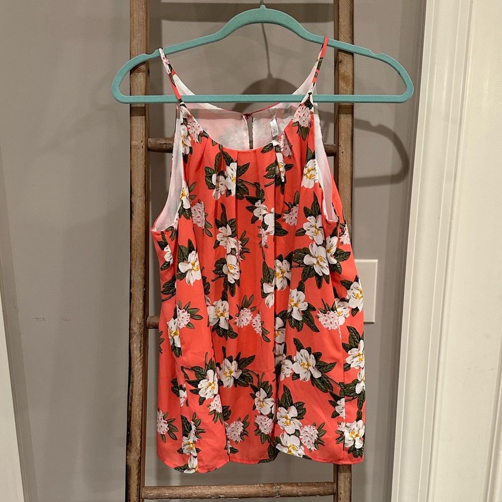 Woman’s DNA Couture top